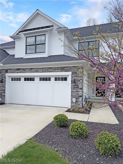 2834 Riviera Dr, Fairlawn, OH, 44333-3416 | Card Image