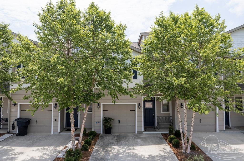 E St, Pensacola, FL 32502
