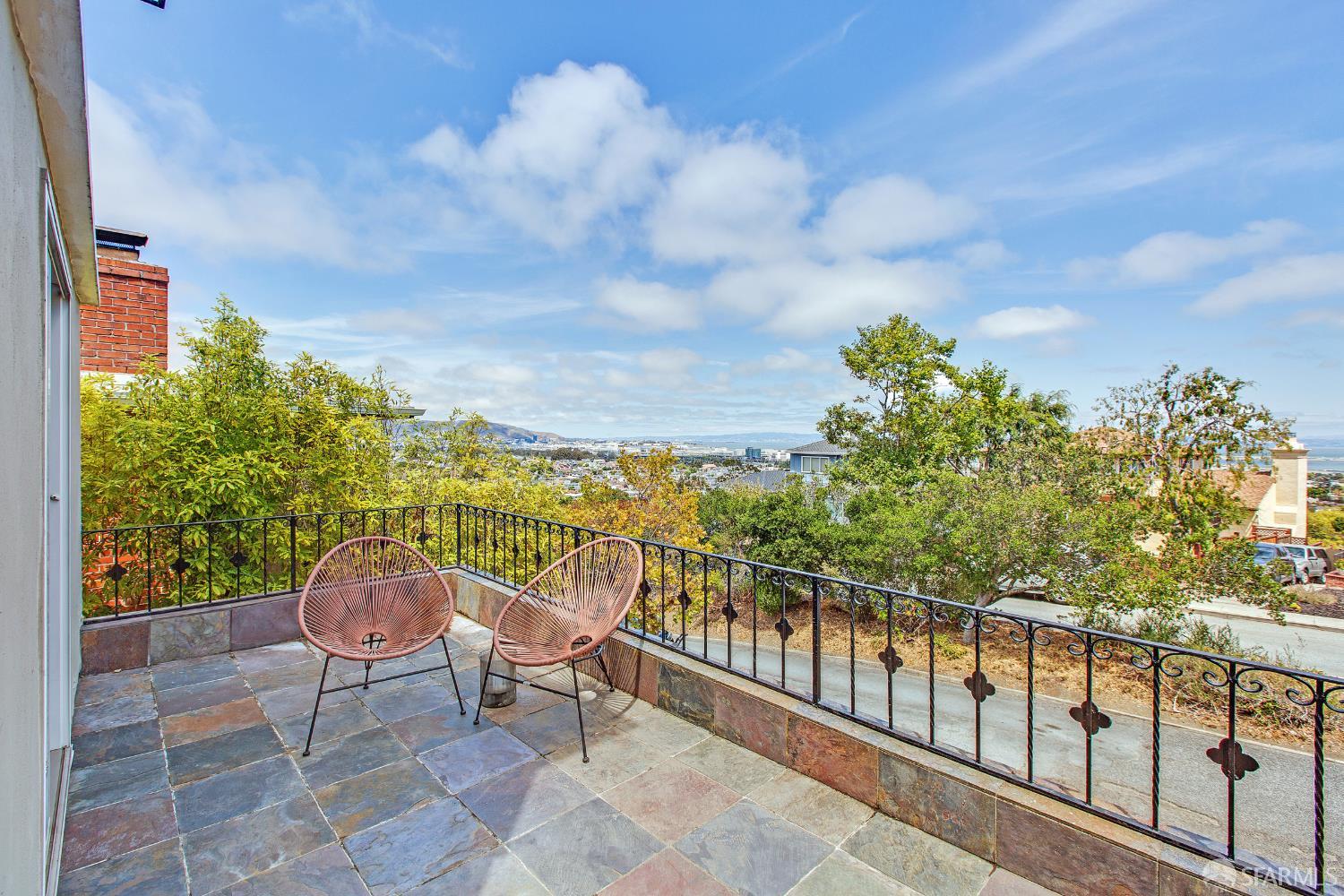 Residential in Millbrae 5