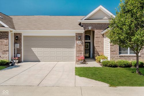 16156 Lakeville Xing, Westfield, IN, 46074-8494 | Card Image