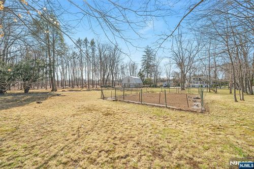 510 W Saddle River Rd, Ridgewood, NJ, 07450-2014 | Card Image