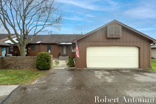 3128 Old Kent Rd Se, Grand Rapids, MI, 49512-2780 | Card Image