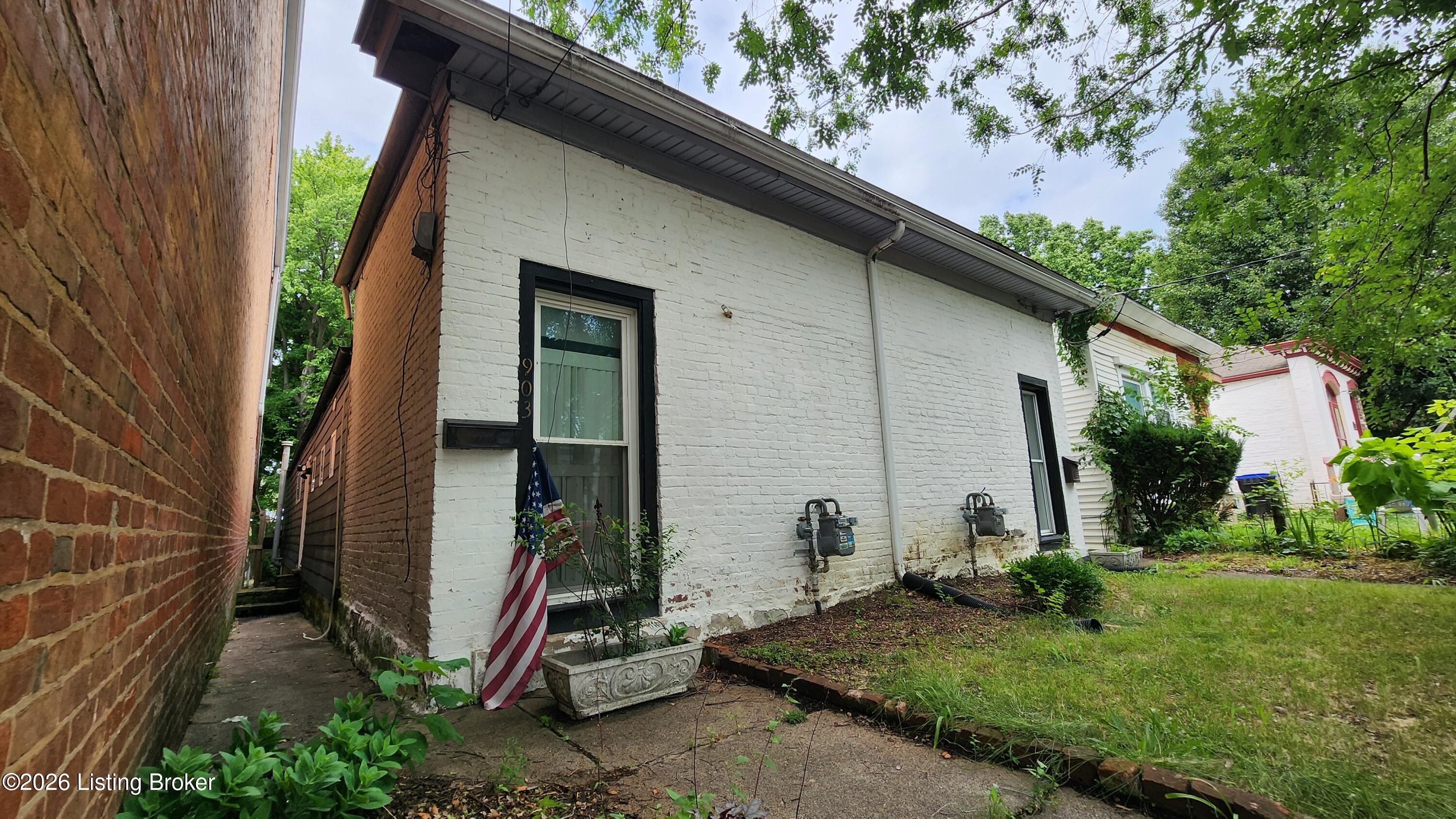 Residential Income in Louisville