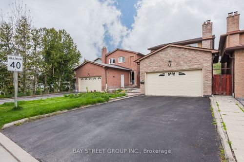 3 Upton Cres, Markham, ON, L3R3T3 | Card Image