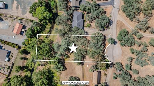 2175 Britton Ct, Valley Springs, CA, 95252-9636 | Card Image