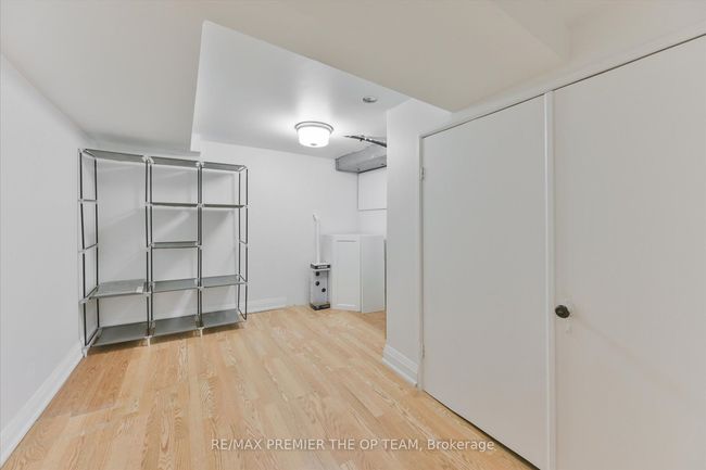 273 E 13 Th St, House other with 5 bedrooms, 3 bathrooms and 5 parking in Hamilton ON | Image 32