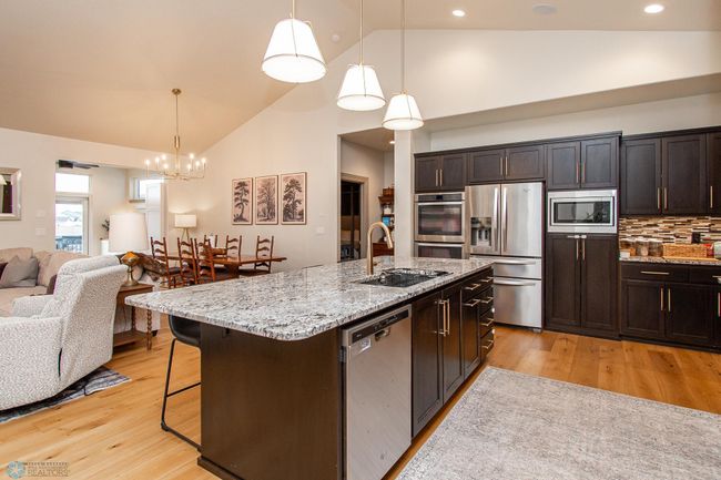 Kitchen | Image 16