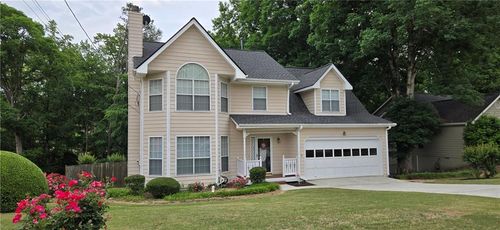 3050 Country Farms Dr, Snellville, GA, 30039-4700 | Card Image