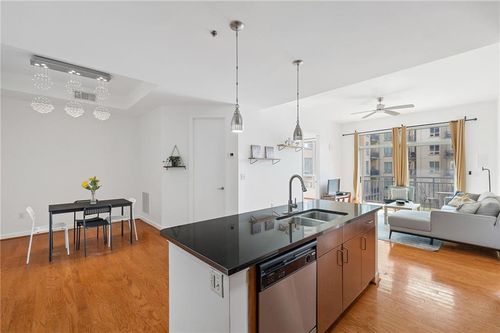 unit-300-711 Cosmopolitan Dr Ne, Atlanta, GA, 30324-3621 | Card Image