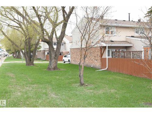 6706 36a Ave Nw, Edmonton, AB, T6K1S3 | Card Image