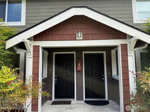 31-12002 113th Avenue Ct E, Puyallup, WA, 98374-5710 | Card Image