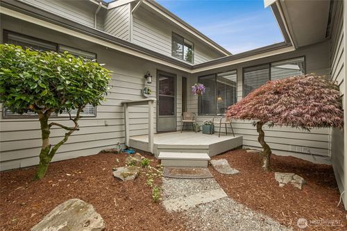 2-15800 Village Green Dr, Mill Creek, WA, 98012-5847 | Card Image