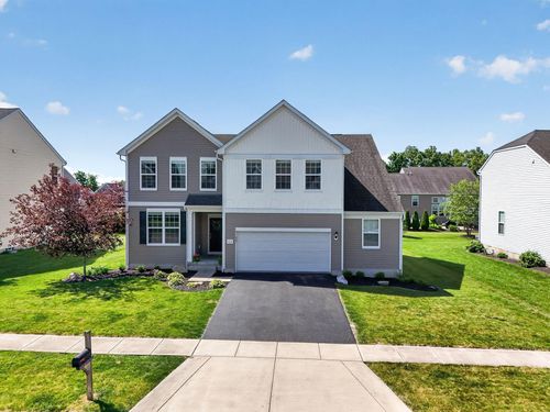 816 Arabian Cir, Marysville, OH, 43040-7524 | Card Image
