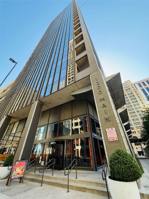 910-1200 Main St, Dallas, TX, 75202-4303 | Card Image