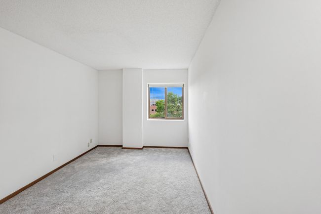 Second bedroom could be home office | Image 12