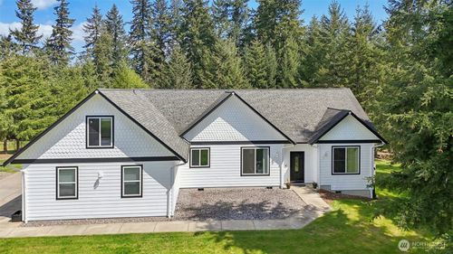 128 Flagstone Dr, Silverlake, WA, 98645-9749 | Card Image