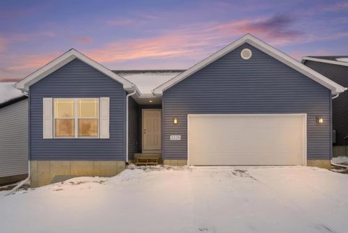 2814 Autumn Woods Drive, Cedar Falls, IA, 50613 | Card Image