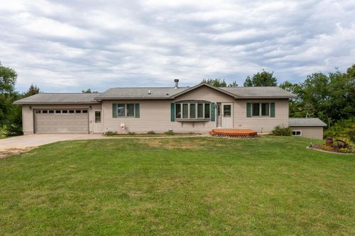 8498 Whispering Bluffs Lane, Cassville, WI, 53806 | Card Image