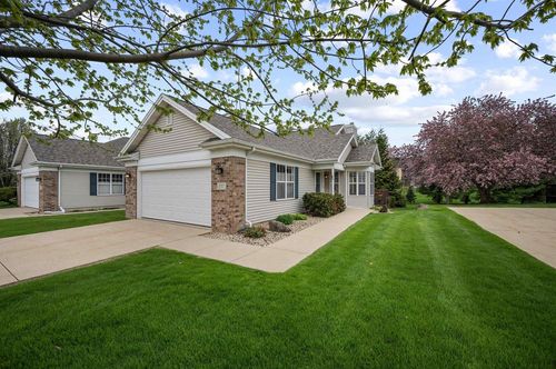 357 Concord Drive, Oregon, WI, 53575 | Card Image