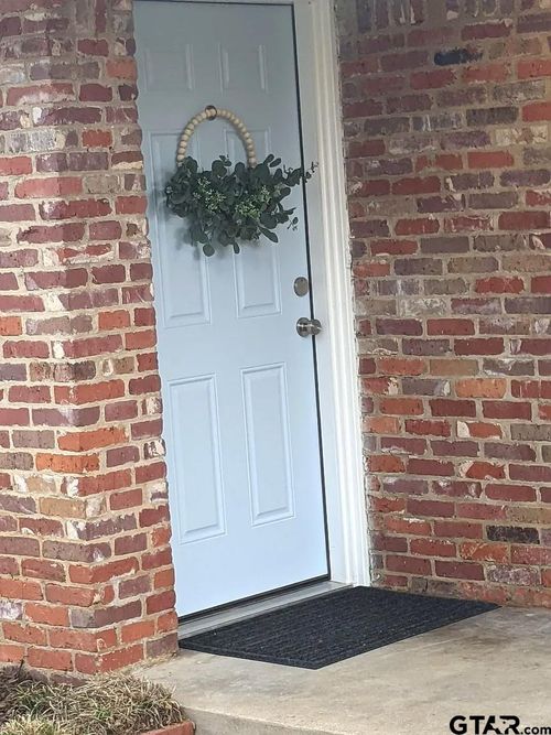 619 E Watkins, Tyler, TX, 75701 | Card Image