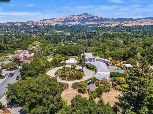 7 Sky Ter, Danville, CA, 94526-3735 | Card Image