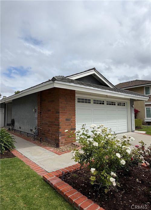 31 Shearwater, Irvine, CA, 92604-4618 | Card Image