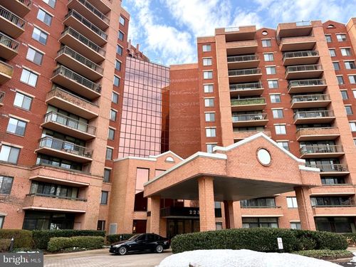 apt-826-2230 George C Marshall Dr, FALLS CHURCH, VA, 22043-2580 | Card Image