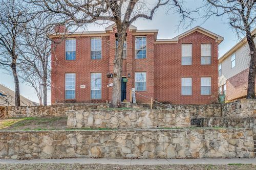 5302 Bradley Ln, Arlington, TX, 76017-3016 | Card Image