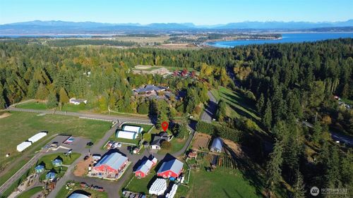 615 Arrowhead Road, Camano Island, WA, 98282 | Card Image