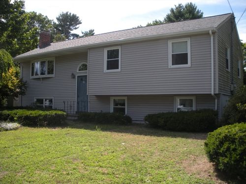 105 Duncan Rd, Stoughton, MA, 02072-3411 | Card Image