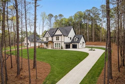 99 Beech Creek Cir, Winder, GA, 30680-3789 | Card Image