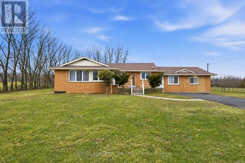 356 Mountain Rd, Grimsby, ON, L3M4E7 | Card Image