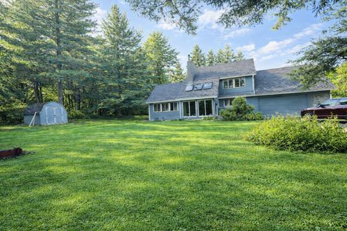 10905 Breezy Lawn Rd, Spring Grove, IL, 60081-9655 | Card Image