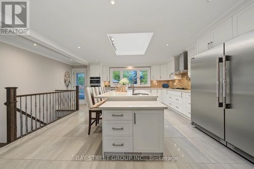 317 Wedgewood Dr, Oakville, ON, L6J4R6 | Card Image