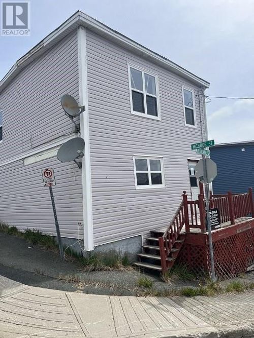 44 Mcfarlane St, St. John's, NL, A1C4T6 | Card Image
