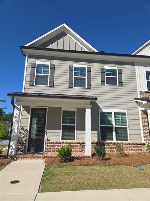 5505 Leyland Dr, Flowery Branch, GA, 30542-7636 | Card Image