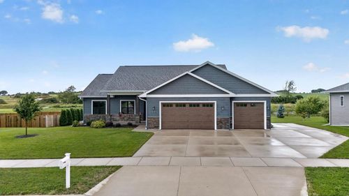 29 S Windmill Ridge Rd, EVANSVILLE, WI, 53536-8833 | Card Image