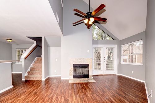 209-9831 Walnut St, Dallas, TX, 75243-8867 | Card Image