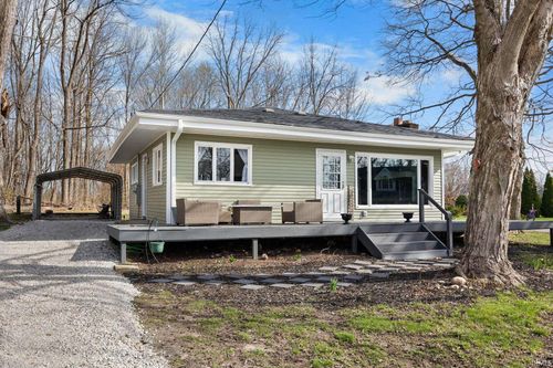 5255 E Bay Front Ct, Monticello, IN, 47960-7343 | Card Image
