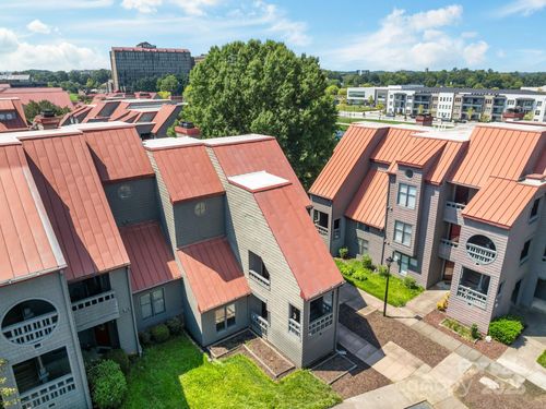 unit-22-9037 J M Keynes Dr, Charlotte, NC, 28262-9406 | Card Image