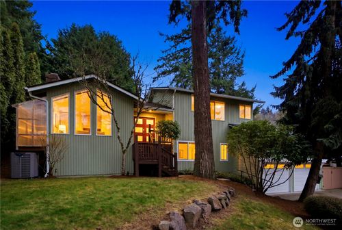 15237 Se 48th Dr, Bellevue, WA, 98006-3642 | Card Image