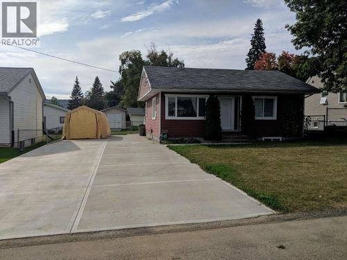 349 Gardner St, Quesnel, BC, V2J3G9 | Card Image