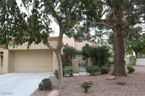 2828 Billy Casper Dr, Las Vegas, NV, 89134-8902 | Card Image