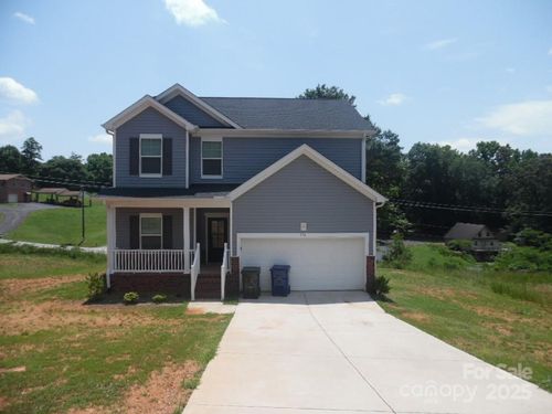 574 30th Avenue Cir Ne, Hickory, NC, 28601-9340 | Card Image