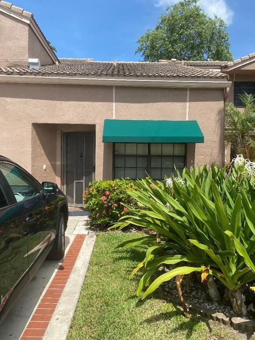 1677-1677 Cypress Pointe Dr, Coral Springs, FL, 33071-4285 | Card Image