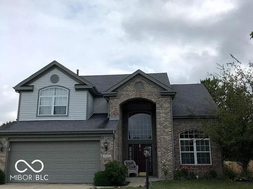 10331 Lakeland Dr, Fishers, IN, 46037-9324 | Card Image