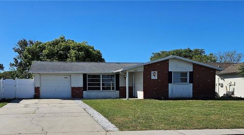 9240 Glen Moor Ln, PORT RICHEY, FL, 34668-5008 | Card Image