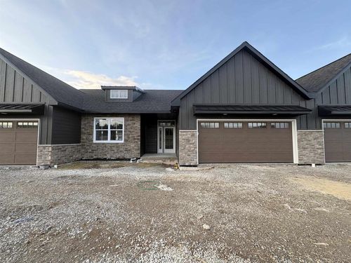 3375 Shawano Avenue, Howard, WI, 54313 | Card Image