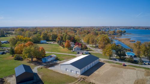 205-1278 Chapman Lake Dr, Warsaw, IN, 46582-7814 | Card Image