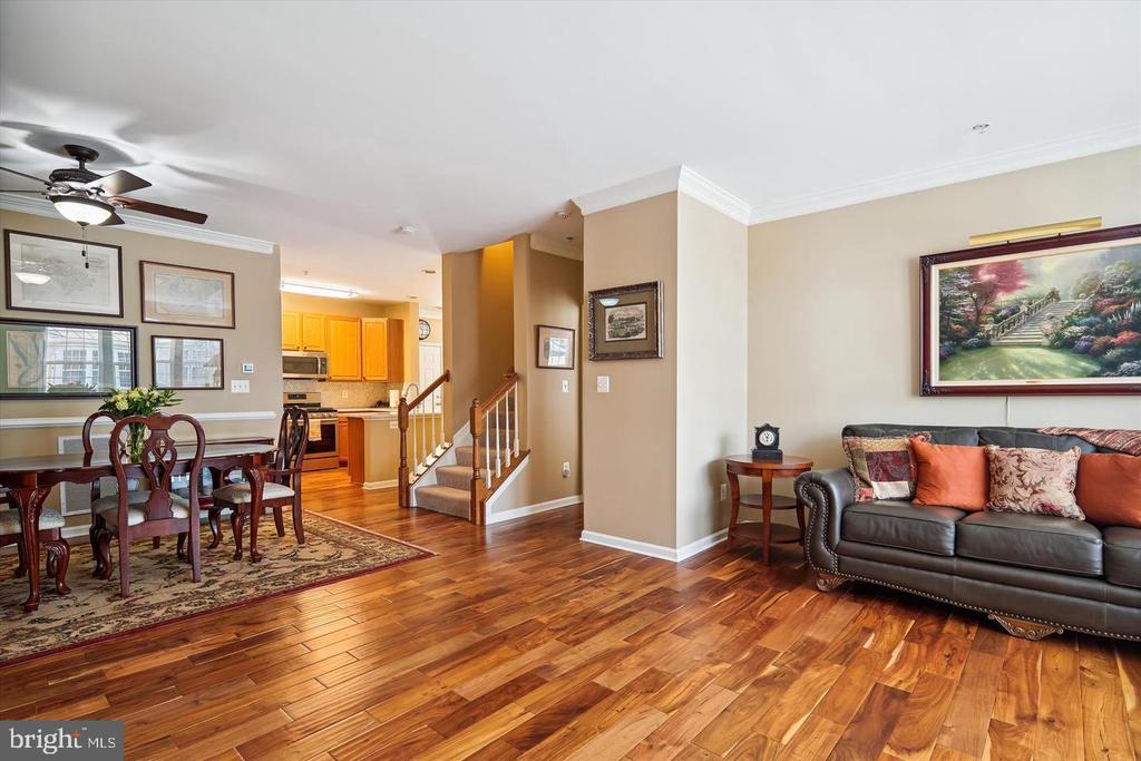 Residential Lease in ASHBURN 5